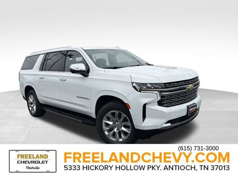 Used 2023 Chevrolet Suburban Premier image 1