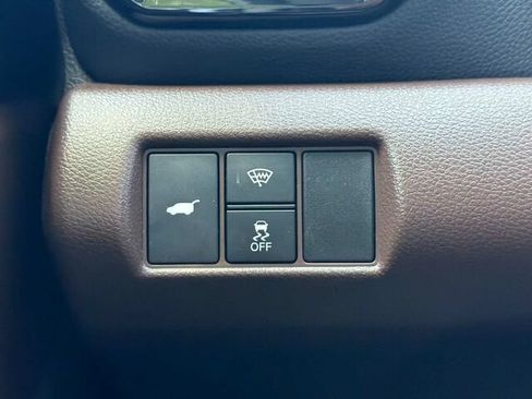 Used 2025 Honda Pilot Elite image 33