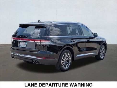 Certified 2024 Lincoln Aviator Reserve AWD/4WD image 5