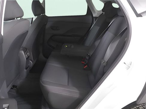 New 2025 Hyundai Kona SEL FWD image 32