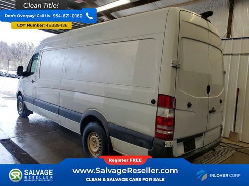 Used 2018 Mercedes-Benz Sprinter 2500 image 3