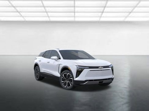 New 2026 Chevrolet Blazer EV LT AWD/4WD image 1