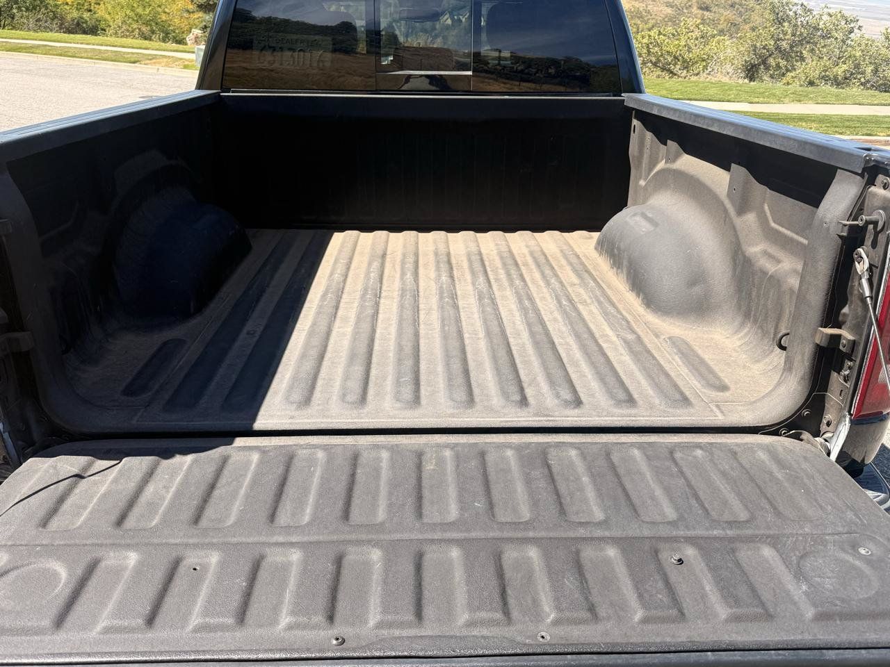 Used 2020 RAM 1500 Limited w/ Body Color Bumper Group RWD image 8