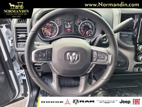 New 2026 RAM 5500 Tradesman AWD/4WD image 9