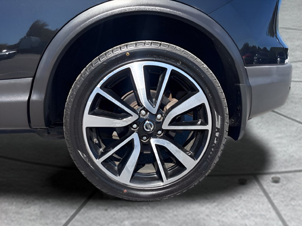Used 2019 Nissan Rogue Sport SL w/ Premium Package AWD/4WD image 32