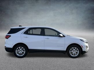 Used 2022 Chevrolet Equinox LT w/ Driver Convenience Package video 2