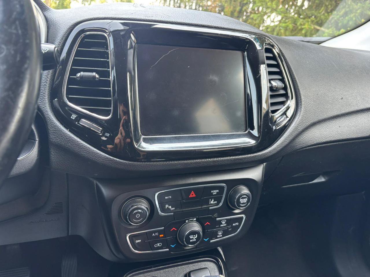 Used 2021 Jeep Compass Limited FWD image 24