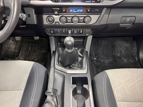 Used 2020 Toyota Tacoma TRD Sport w/ Advanced Technology Package AWD/4WD image 12