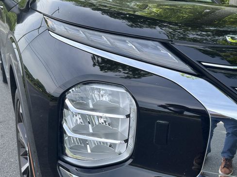 Used 2023 Mitsubishi Outlander SEL AWD/4WD image 29