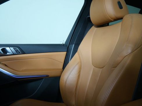 Used 2022 BMW X5 sDrive40i w/ Premium Package image 25