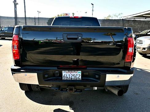 Used 2007 GMC Sierra 3500 SLT w/ Entertainment Package RWD image 6