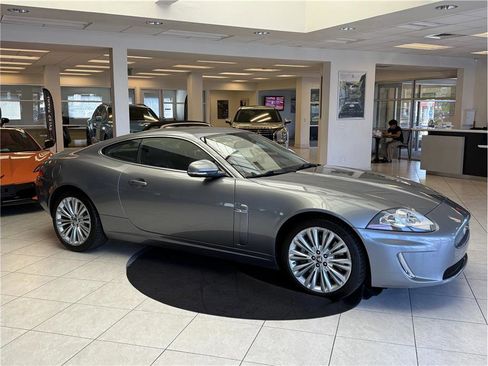 Used 2010 Jaguar XK Coupe image 3