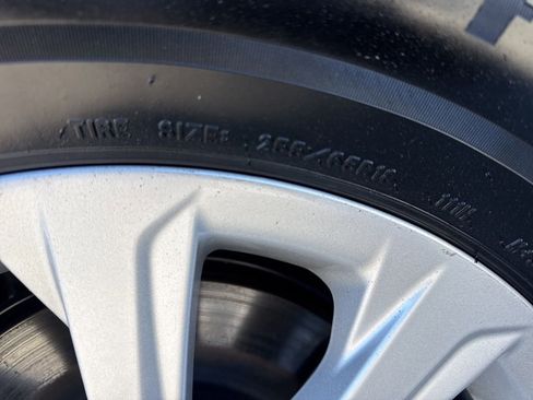 Used 2025 Toyota Grand Highlander XLE image 35