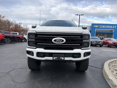 Used 2024 Ford F350 Limited w/ FX4 Off-Road Package image 2