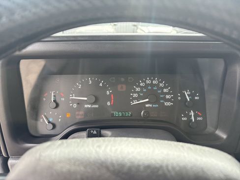 Used 1998 Jeep Wrangler Sport image 15