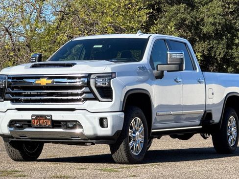 New 2026 Chevrolet Silverado 2500 High Country w/ High Country Premium Package image 8
