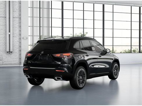 New 2026 Mercedes-Benz GLA 250 image 22