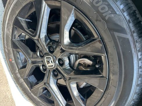 Used 2024 Honda HR-V Sport image 30