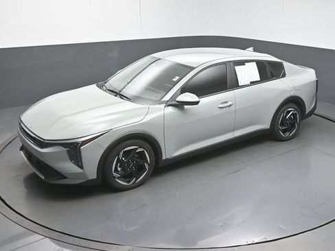 Used 2026 Kia K4 EX FWD image 45