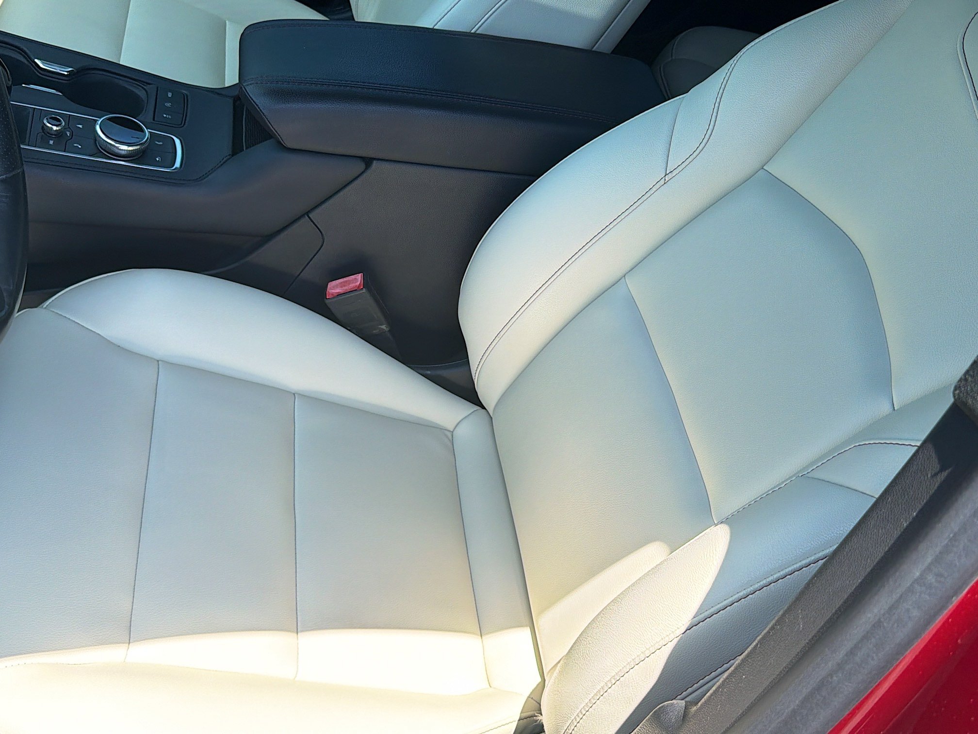Used 2020 Cadillac XT4 Sport w/ Driver Awareness Package FWD image 19