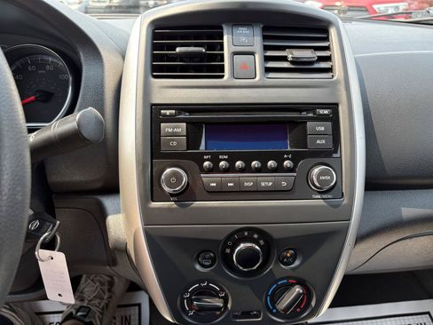 Used 2017 Nissan Versa SV FWD image 14