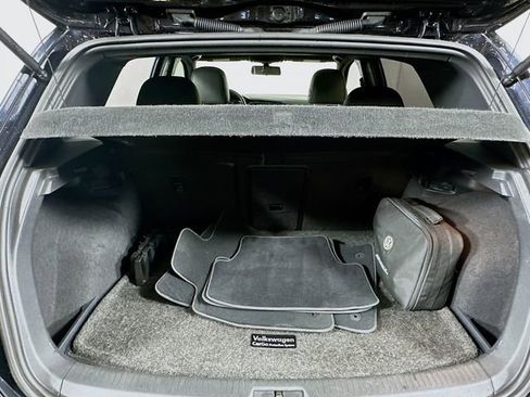 Used 2018 Volkswagen GTI SE w/ SE Leather Package image 26