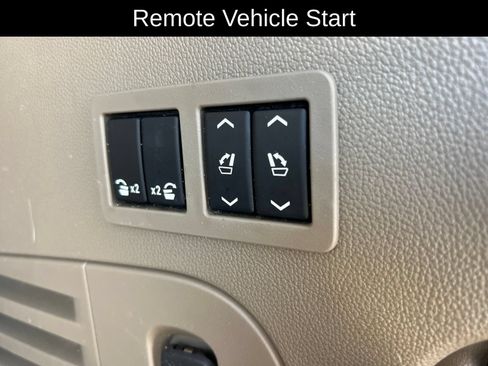 Used 2019 Chevrolet Tahoe LT w/ LT Signature Package RWD image 40