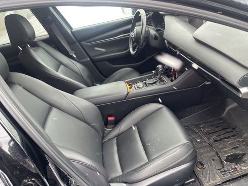 Used 2021 MAZDA MAZDA3 s image 8