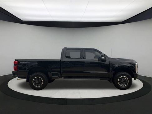 Used 2024 Ford F250 Lariat w/ Tremor Off-Road Package image 3