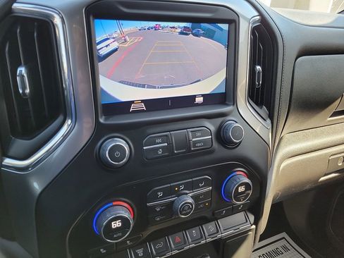 Used 2023 Chevrolet Silverado 2500 LT w/ Convenience Package image 12