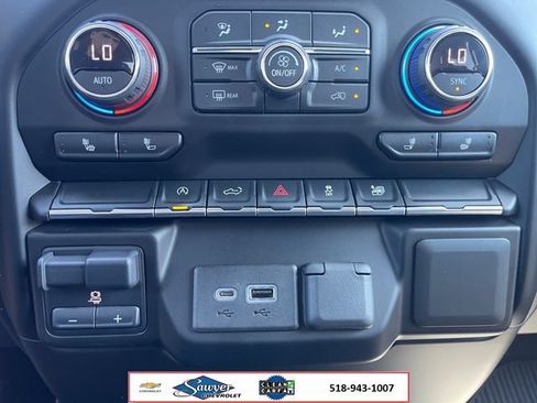 Certified 2021 Chevrolet Silverado 1500 LT AWD/4WD image 27