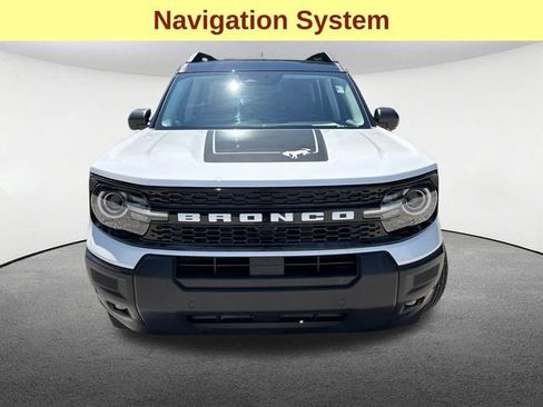 Certified 2025 Ford Bronco Sport Outer Banks w/ Outer Banks Tech Package+ AWD/4WD image 4