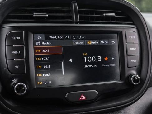 Used 2022 Kia Soul LX w/ Technology Package FWD image 35