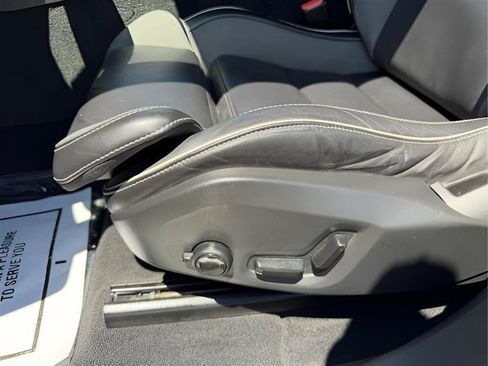 Used 2021 Volvo XC60 T5 R-Design w/ Advanced Package FWD image 23