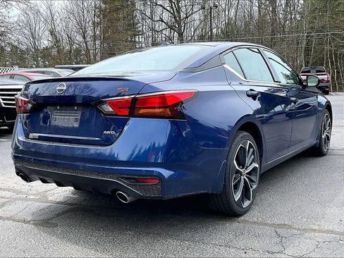 Used 2024 Nissan Altima 2.5 SR AWD/4WD image 4