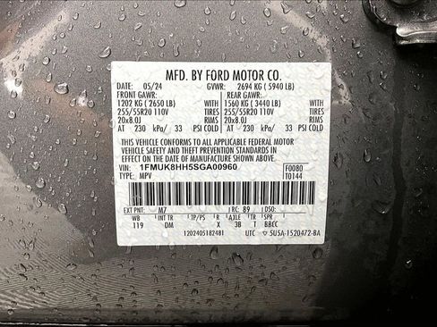 Certified 2025 Ford Explorer Platinum w/ LUX Leather Package AWD/4WD image 36