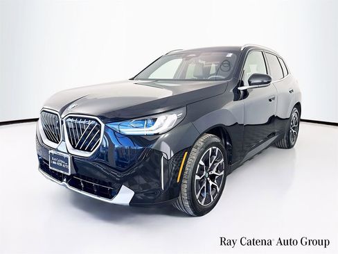 Used 2026 BMW X3 xDrive30 w/ Premium Package image 3