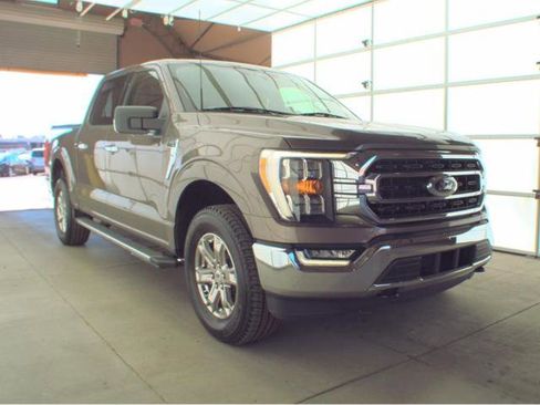 Used 2022 Ford F150 XLT w/ Equipment Group 302A High image 4