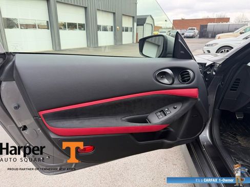 Used 2025 Nissan Z Performance w/ Floor Mat Package image 9