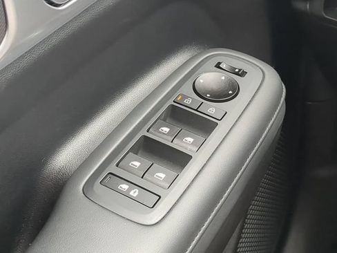 Used 2025 Hyundai Santa Fe SEL FWD image 30