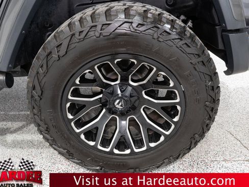 Used 2018 Jeep Wrangler Unlimited Sahara w/ Safety Group AWD/4WD image 10