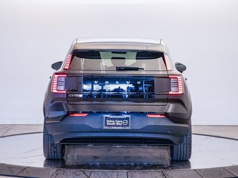 New 2025 Volvo EX30 Ultra w/ Protection Package Premier image 3