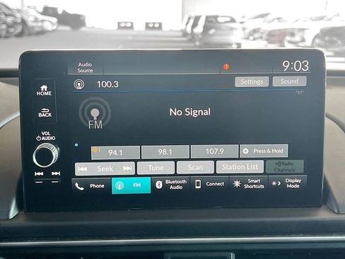 Used 2025 Honda Pilot EX-L image 21