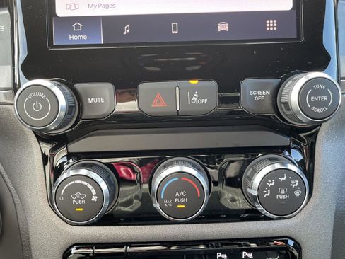 New 2026 RAM 1500 Tradesman AWD/4WD image 20
