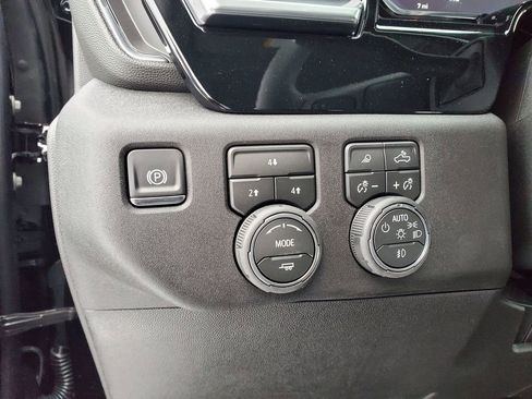 New 2026 Chevrolet Silverado 2500 LT w/ Z71 Chrome Sport Edition image 10