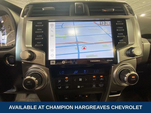 Used 2022 Toyota 4Runner Limited AWD/4WD image 18