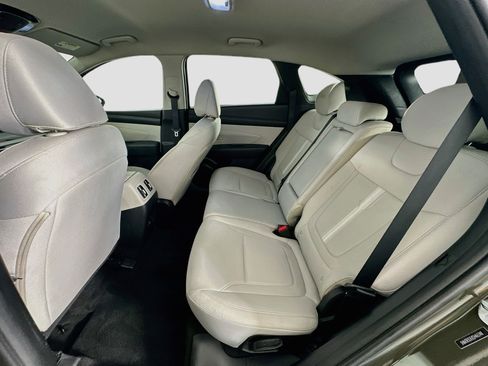 Used 2025 Hyundai Tucson SEL FWD image 27