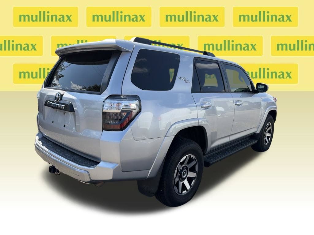 Used 2023 Toyota 4Runner TRD Off-Road AWD/4WD image 11
