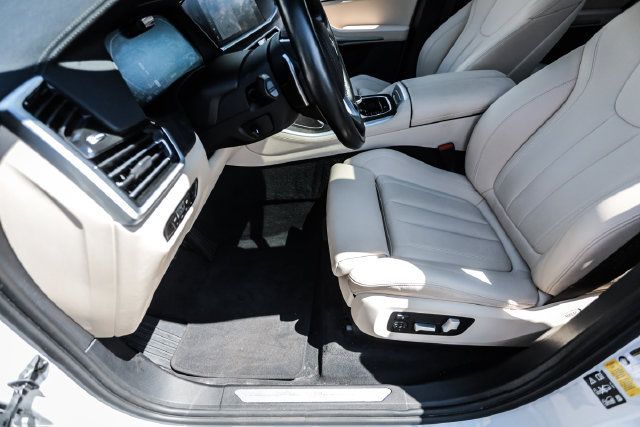 Used 2022 BMW X5 xDrive40i AWD/4WD image 45