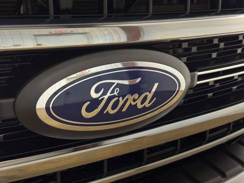 Used 2022 Ford F250 Lariat w/ Chrome Package AWD/4WD image 52